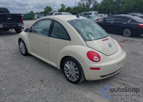 2008 Volkswagen New Beetle S/Se z USA, uszkodzony, nr VIN 3VWRG31C18M506150